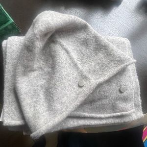 ALL SAINTS hat and scarf set